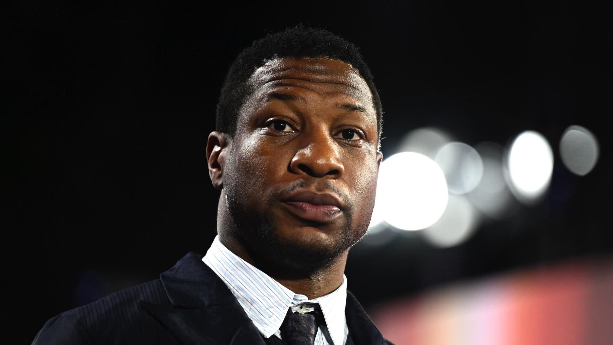 New Jonathan Majors report alleges almost a decade of abuse – Socialite Life