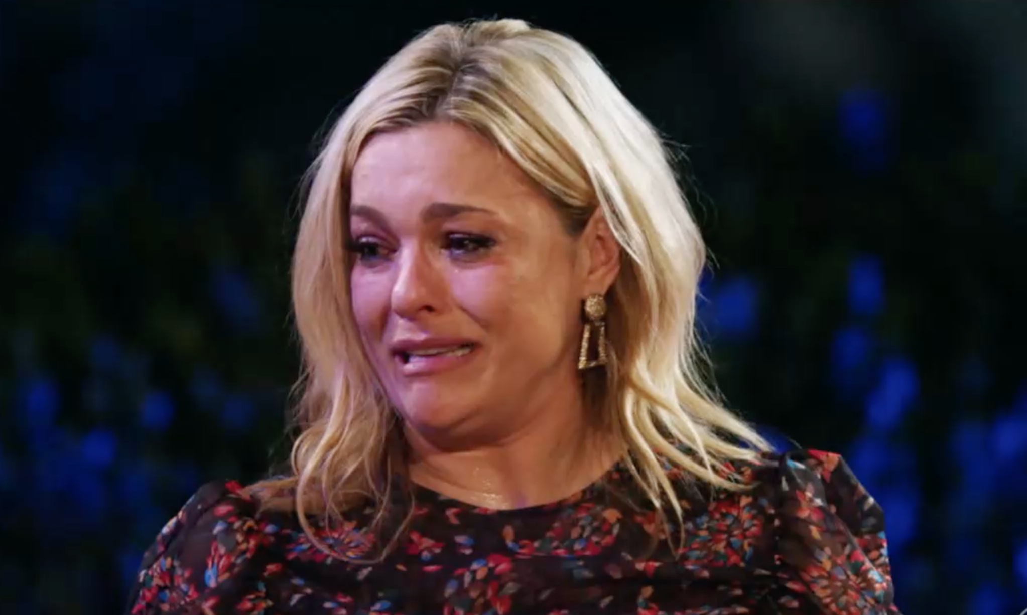 Tom Hanks’ niece, Carly Reeves, goes viral after bonkers exit elimination meltdown on Claim to Fame reality TV show – Socialite Life