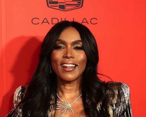 Angela Bassett will finally receive an Oscar – Socialite Life