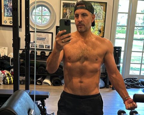 Mauricio Umansky, Paul Foreman, Derek Yates, and more Insta Snaps