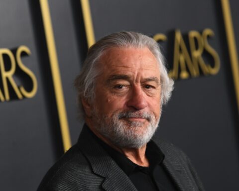 Woman arrested on suspicion of selling drugs to Robert De Niro’s grandson – Socialite Life