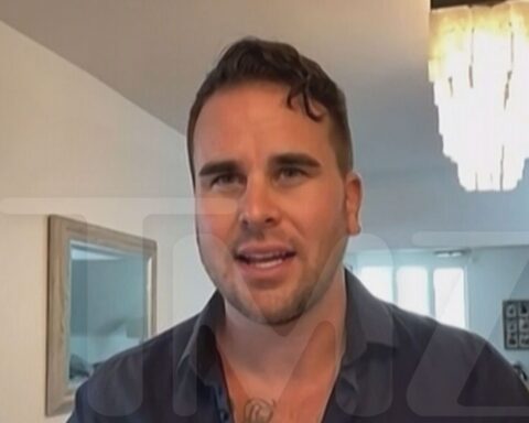 'Bachelorette' Star Josh Seiter Says Correcting Fake Death Post Wasn't His Priority
