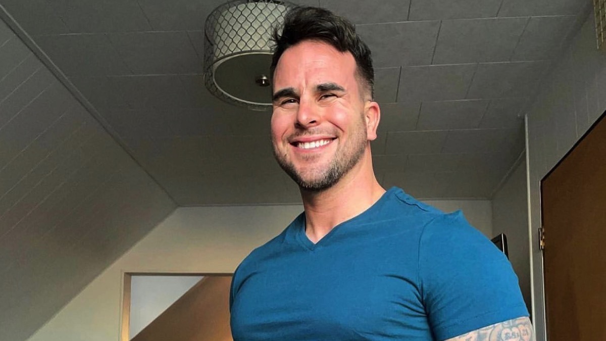 Bachelorette contestant Josh Seiter shares video saying he’s alive, says Instagram account was hacked – Socialite Life
