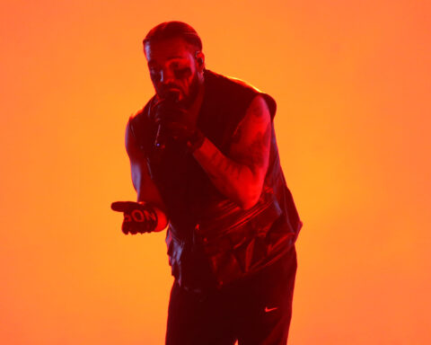 Drake Gifts Lucky Fan Birkin Bag At L.A. Concert