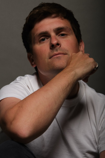 HIT ALBUM ALERT: Tom Speight 'Love & Light'