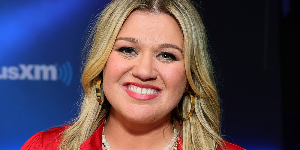 Kelly Clarkson Is Releasing a Deluxe Version of Her Album 'Chemistry' - 1 New Song Features Her Daughter!