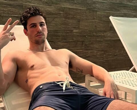 Male Model Spotlight – Socialite Life