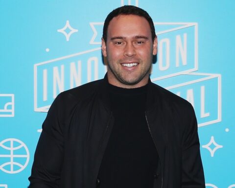 Scooter Braun is getting out of the management business, but for now, he’s still managing Justin Bieber and Ariana Grande – Socialite Life