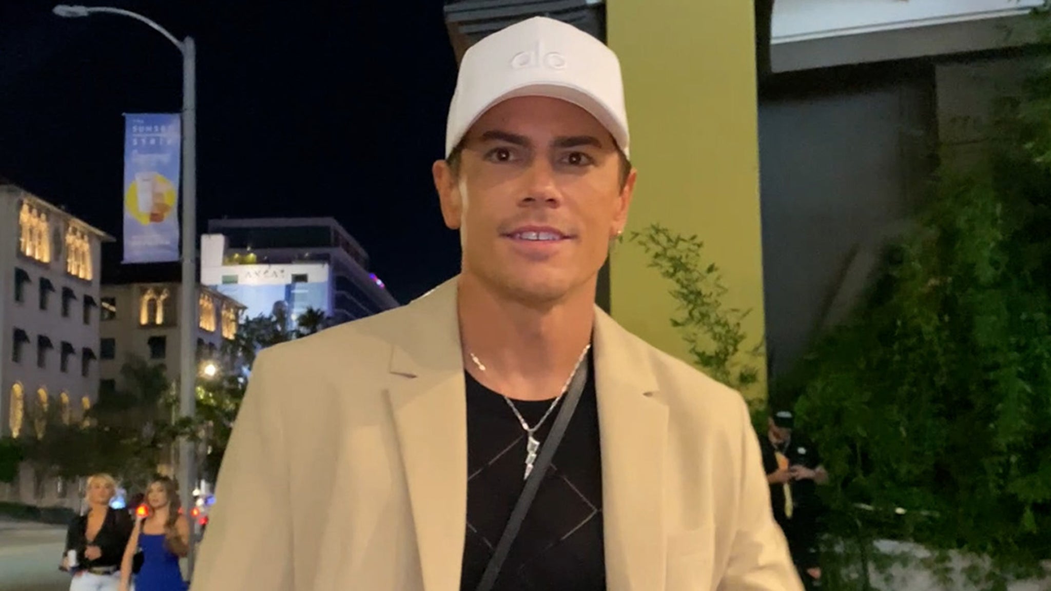Tom Sandoval Says He And Ariana Madix Avoid Eye Contact
