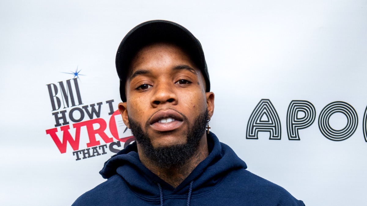 Tory Lanez sentenced to 10 years in prison for shooting Megan Thee Stallion – Socialite Life
