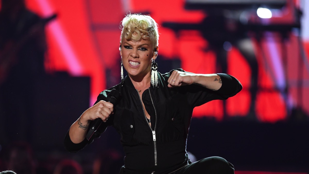 Circumcision protester removed from Pink concert – Socialite Life