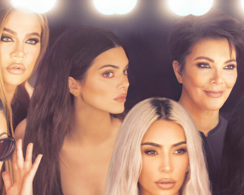 Hulu's 'The Kardashians' Season 4 Trailer Teases Awkward Kim & Kourtney Kardashian Reunion - Watch!