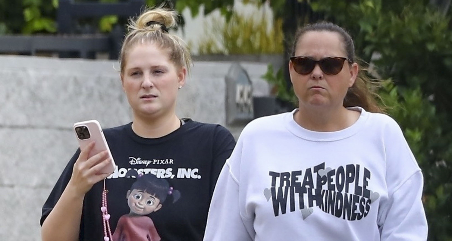 Meghan Trainor Goes for Post-Workout Walk with Mom Kelli in L.A.