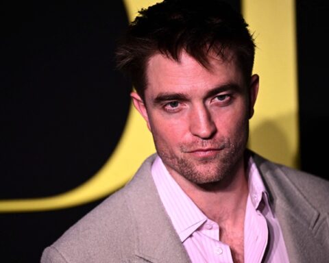 Robert Pattinson explains why he’s scared of humiliation while selecting movies – Socialite Life