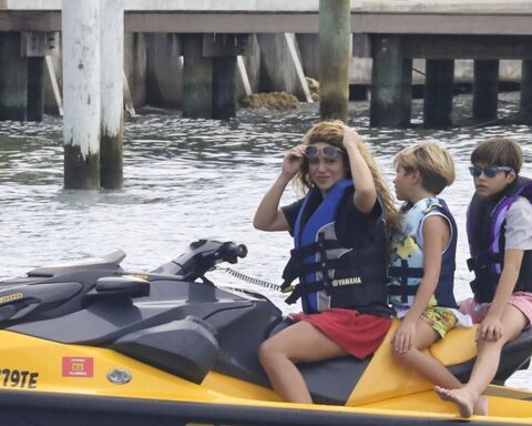 Shakira Goes Jet Skiing with Kids in Miami for Labor Day