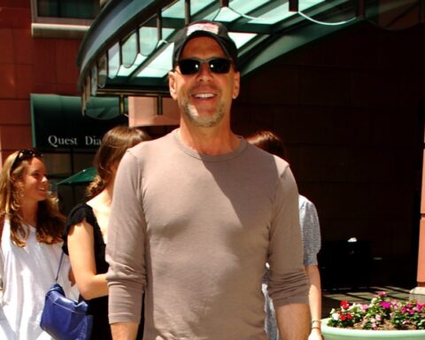 Bruce Willis is reportedly ‘not totally verbal’ amid dementia battle – Socialite Life