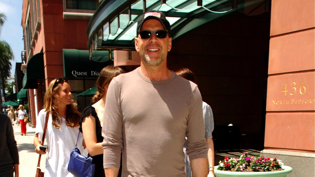 Bruce Willis is reportedly ‘not totally verbal’ amid dementia battle – Socialite Life