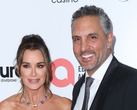 Mauricio Umansky Says He & Kyle Richards Are 'Fighting' for Their Marriage After 'Real Housewives' Trailer Drops