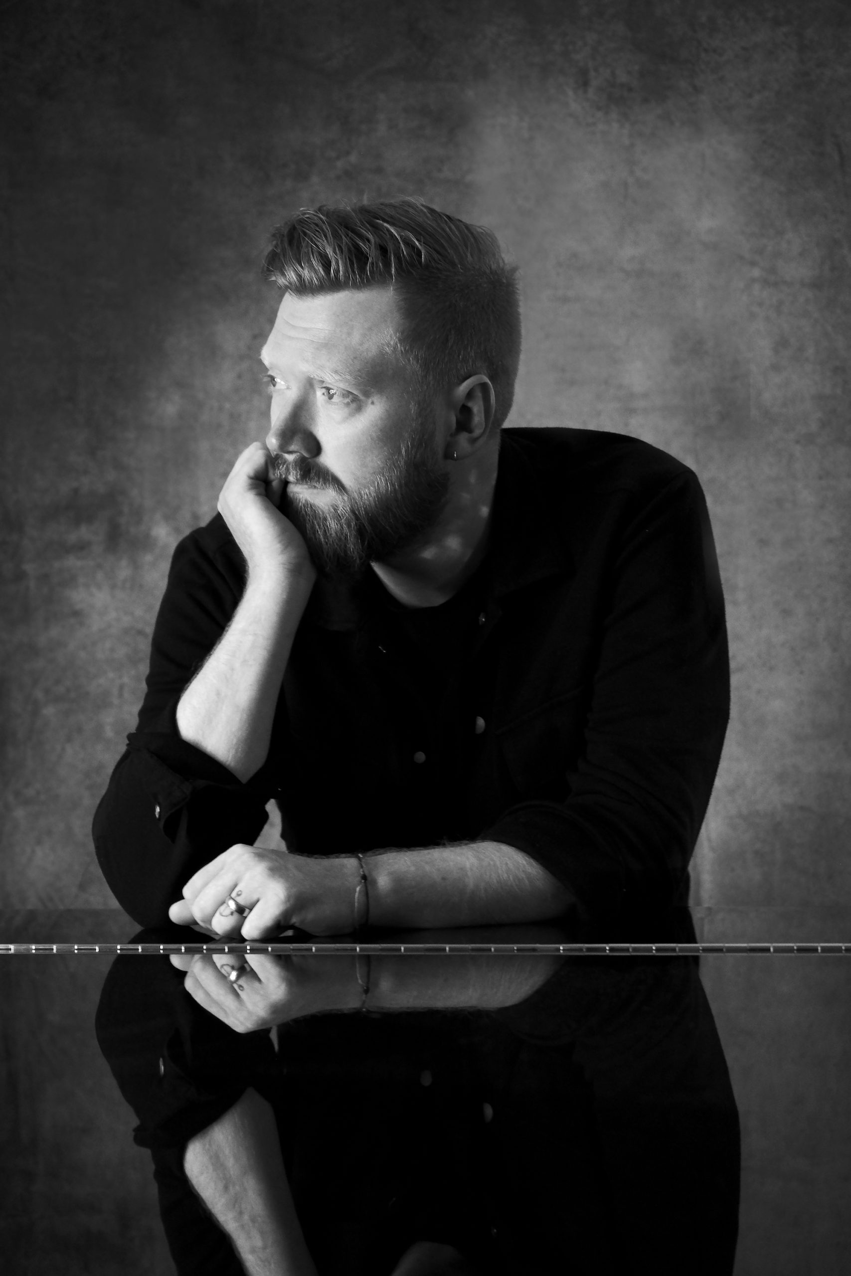 NEWS: Gareth Dunlop announces a new headline show