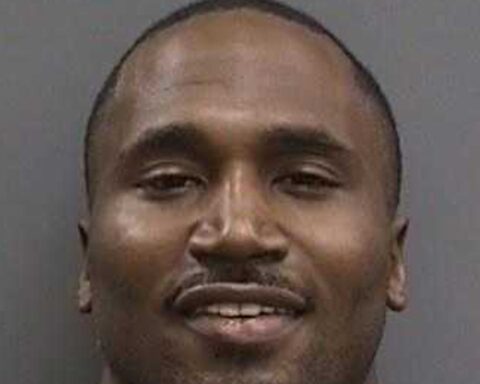 NFL's Dion Lewis Threatened To Spit In Cop's Face Before Arrest, Police Say