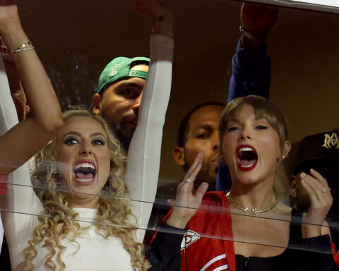 Taylor Swift & Brittany Mahomes Share Big Hug While Cheering On Chiefs Together (Video)